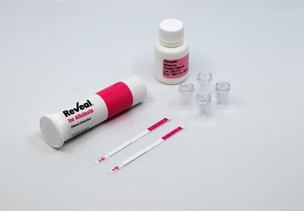 Official_8016_Reveal-for-Aflatoxin_Kit-Photo.png