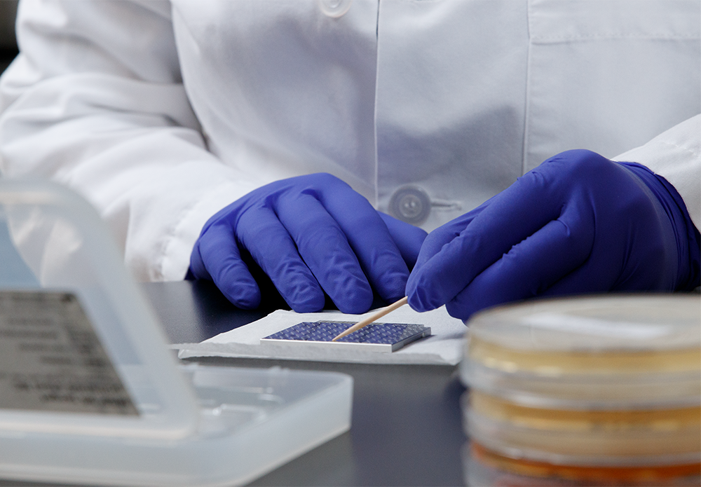 Official_MALDITOF-ID_Malditof-Lab-Service_Kit-Photo.png