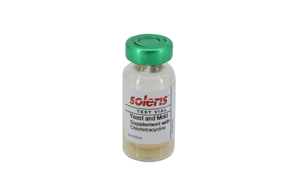 Official_YI-110C_Soleris-Supplement-Yeast-Mold-with-Chlortetracycline_KitPhoto.png