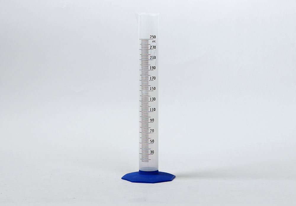 Graduated Plastic Cylinder