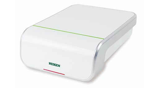 A lab technician launches the Neogen Molecular Detection System software.