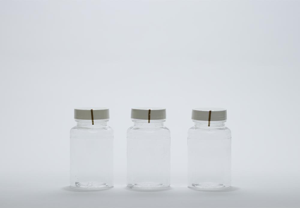 Official_9859_Colitag-Screw-Top-Bottles-Sodium-Thio_Kit-Photo.png