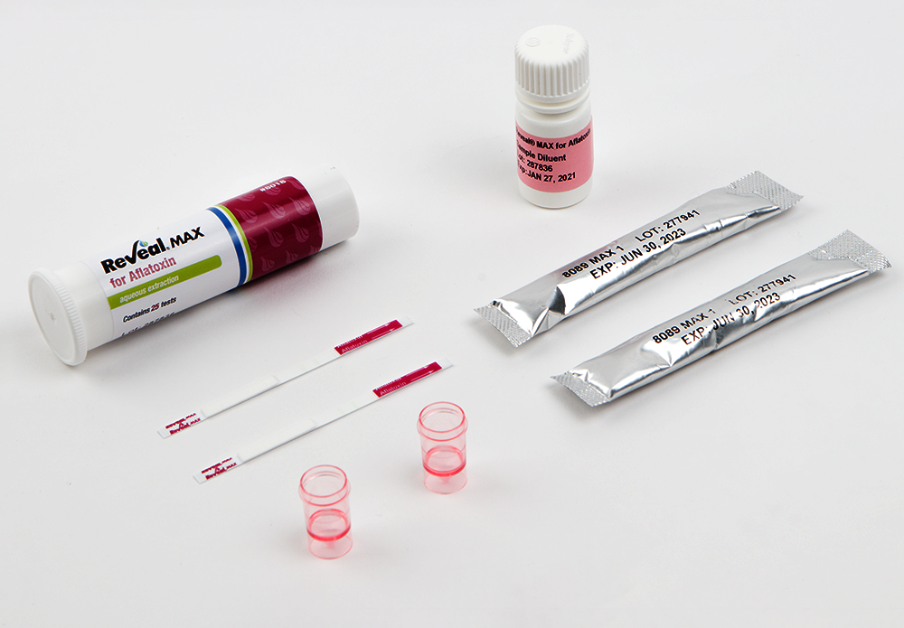 Official_8018_Reveal-MAX-Aflatoxin_Kit-Photo.png