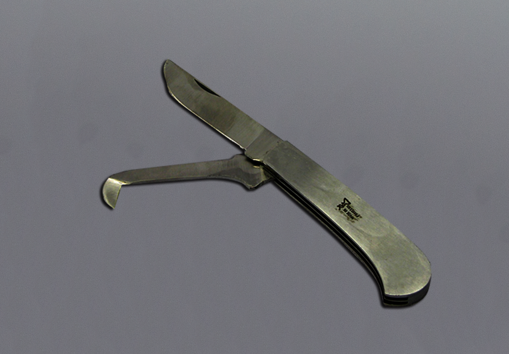 2014 726087020143 Ideal Castrating Knife_1.png